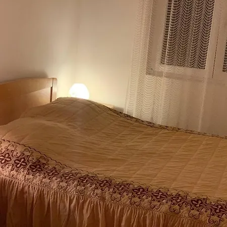 Spacious Retro 3-Bedroom Home 130M2 In Zadar, Puntamika Borik Beach Area Exterior photo