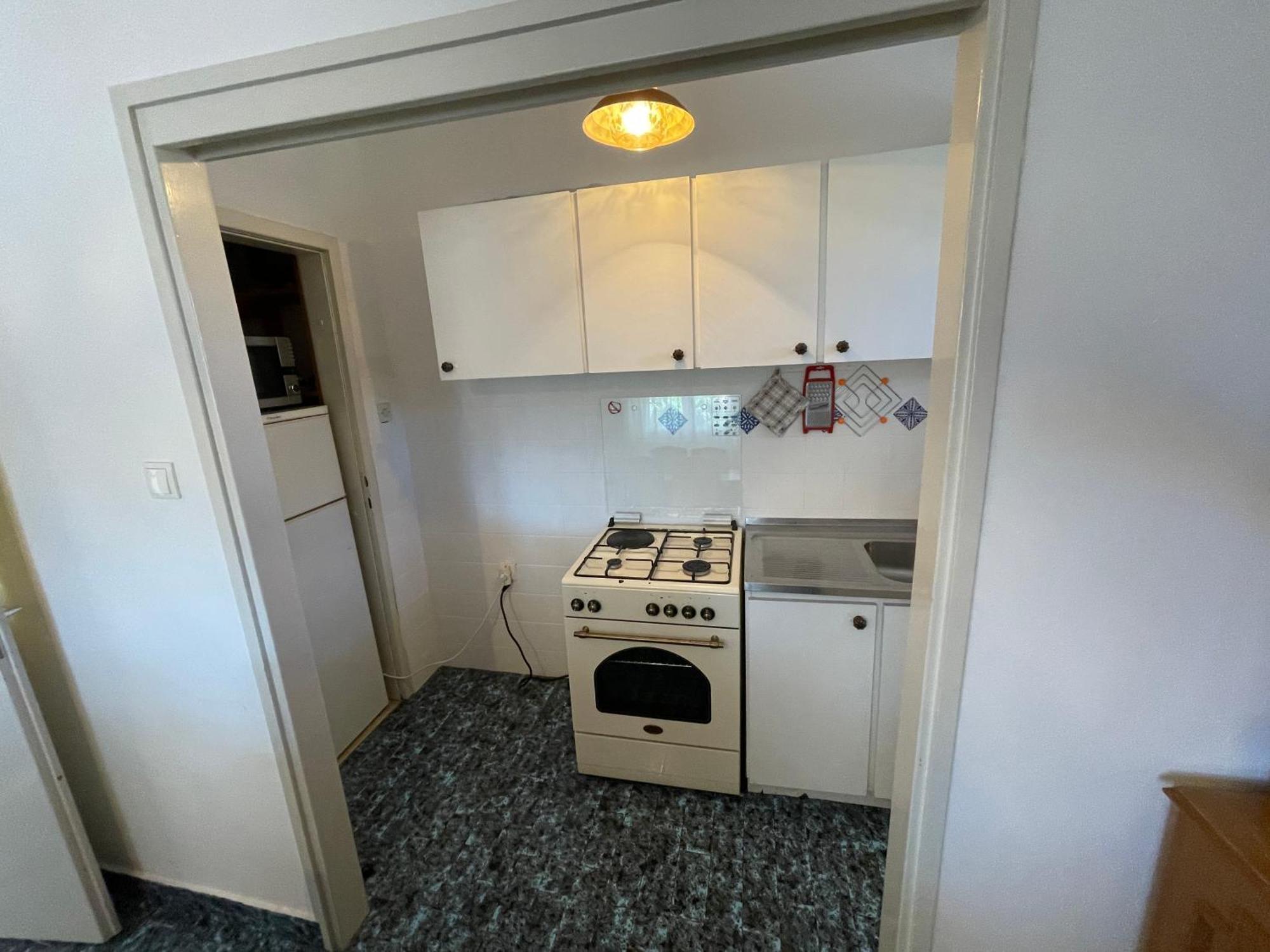 Spacious Retro 3-bedroom 130m2 In Zadar, Puntamika Borik Area Zadar